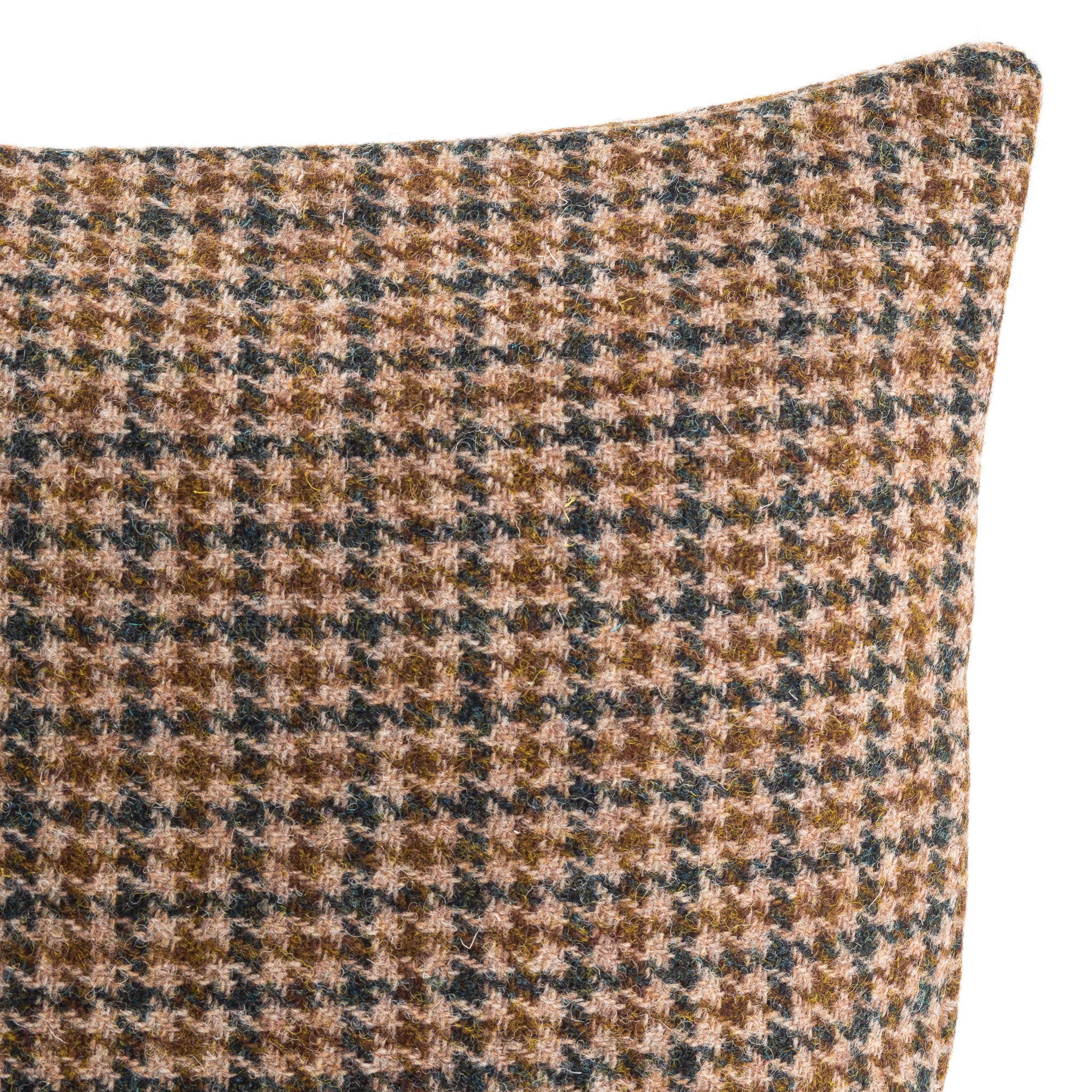 Brown and Beige Houndstooth Harris Tweed  Rectangle /  Scatter Cushion  from the Outer Hebrides - DETAIL